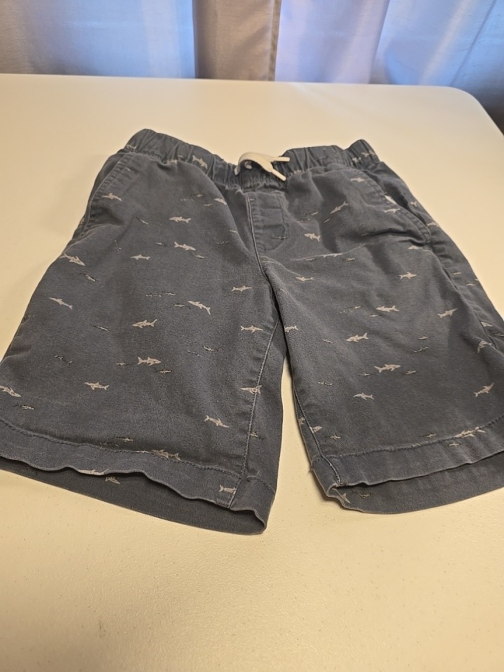 Old Navy Navy Shark-Print Pull-On Shorts